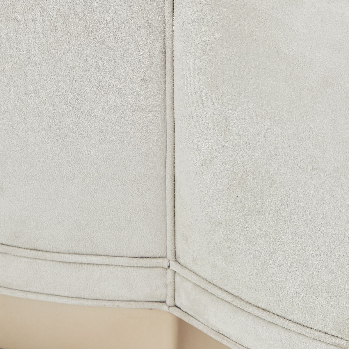 AICO Malibu Crest Cocktail Ottoman in Chardonnay - Luxury Home Furniture (MI)