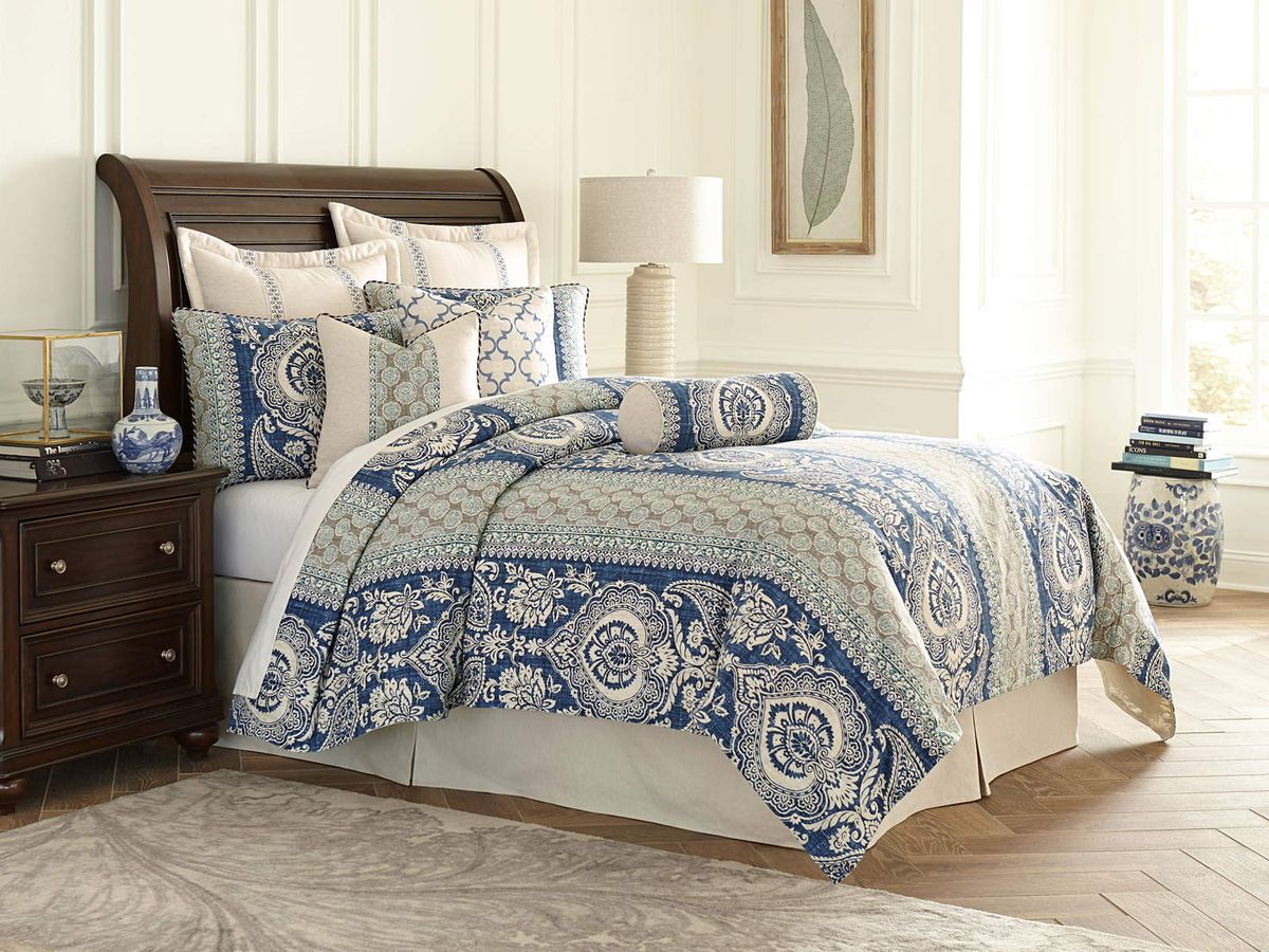 AICO Provence 9-pc Queen Duvet Set in Cadet - Luxury Home Furniture (MI)